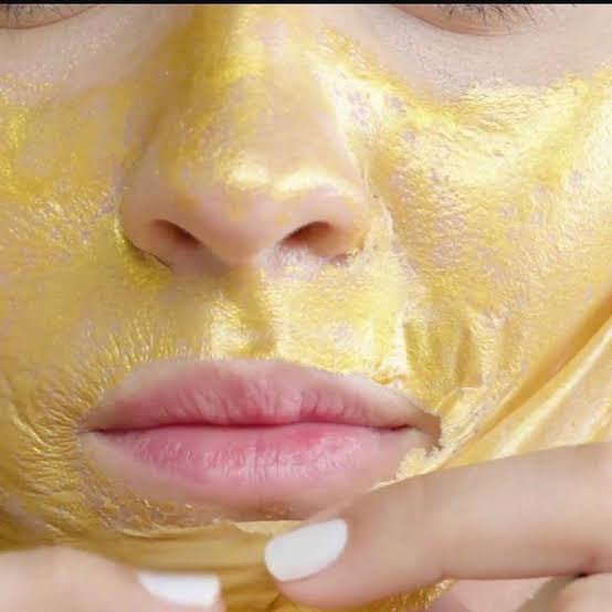 24K Gold Collagen Peel Off Facial Mask (120g) – Whitening, Anti-Wrinkle, Skin Tightening.